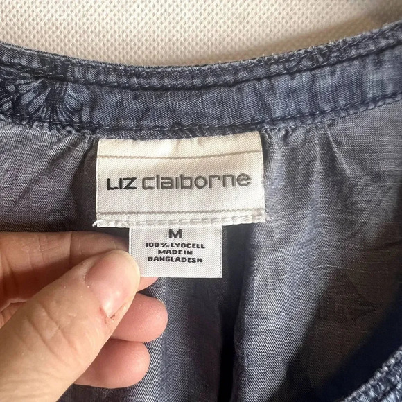 Liz‎ Claiborne Tencel Floral Long Sleeve Blouse Size Medium - Picture 6 of 8